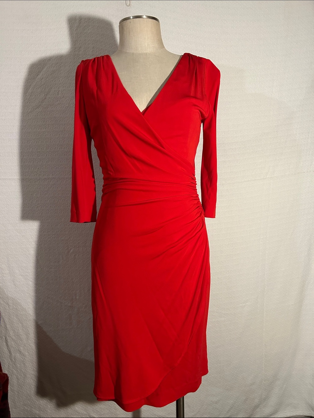 Elegant Kay Unger Size 8 Red Wrap-Style Women’s Dress